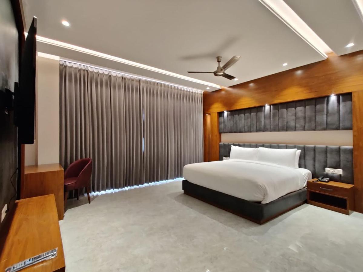 Hotel Parth Una  Exterior foto